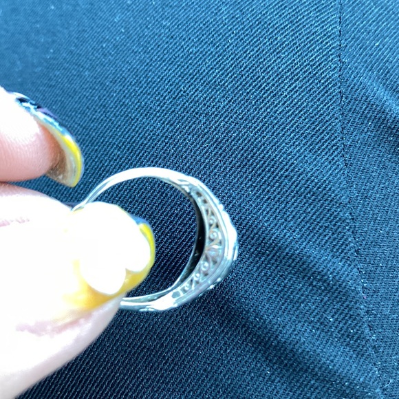 Platinum with a flawless antique diamond. - Picture 4 of 5